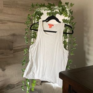 White light tank top, loose fit, hardly worn, good condition.